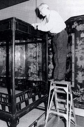 Examination of the bed