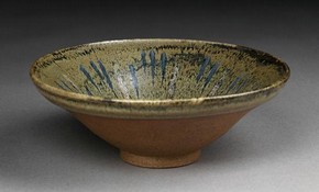 Figure 1 - Bowl, William Bower Dalton, 1933. Museum no. C .413-1934