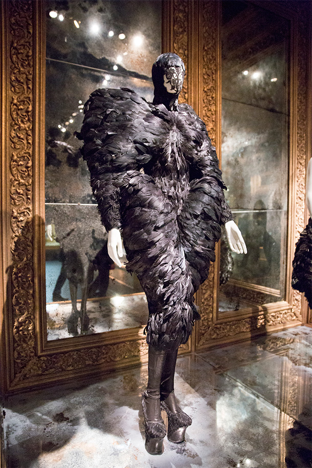 v and a alexander mcqueen