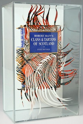 'The Clans and Tartans of Scotland', Georgia Russell, 2002. Museum no. E.333-2003