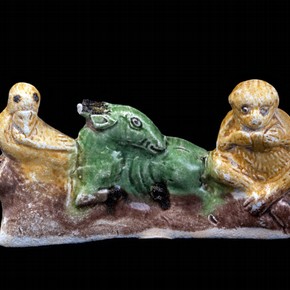 Brush rest, China, about 1725. Museum no. FE.10-2007