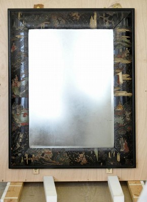 Figure 1 - Detail of the Coromandel frame. Photography by Nicolas Cretois