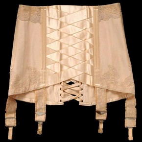 'Tango', corset, 1914. Museum no. T.64-1966