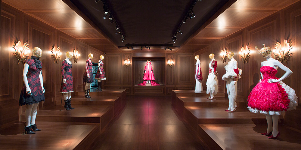 alexander mcqueen exhibit