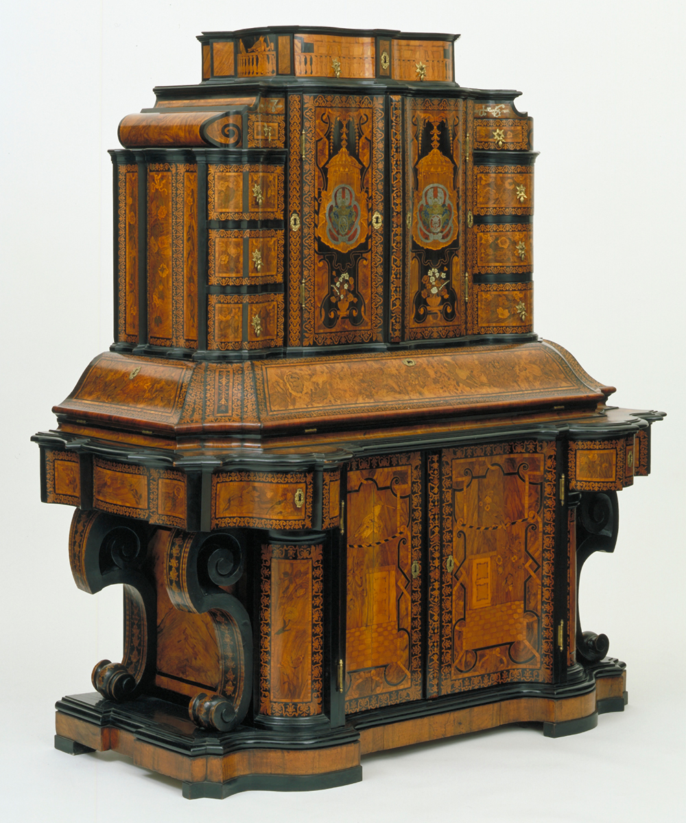 How to organize your closet essay picture