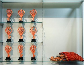 'Trophies and Carrots', Richard Slee, 2009. Courtesy the artist, © V&A Images (click image for larger version)