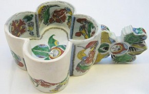 Figure 7a - Incense holder, 1740-45, Kütahya, Turkey. Museum no. 35-1892