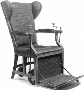 English Wheelchair Design 1918-1995