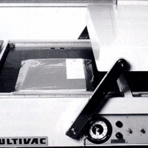 Fig.3. Vacuum packing machine. SLNSW