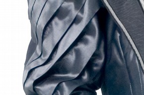 服装为布拉克内尔夫人在不可儿戏，1993伦敦王尔德的重要性。 博物馆没有。 S.108  -  1993