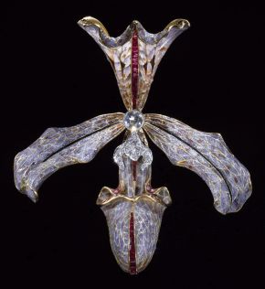 Hair ornament, made by Philippe Wolfers, 1905-7. Museum no. M.11-1962. © Victoria & Albert Museum, London 