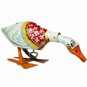 Gertie the Galloping Goose, Unique Art Manufacturing Co. Inc., New York, about 1930. Museum no. Misc.16-1978 V&A Museum of Childhood