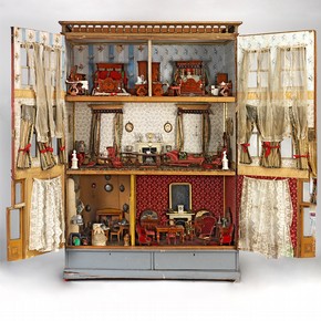 'Mrs Bryant's Pleasure', England, 1860-65, Given bt Miss Helen Bryant, Museum no. MISC.9-1955