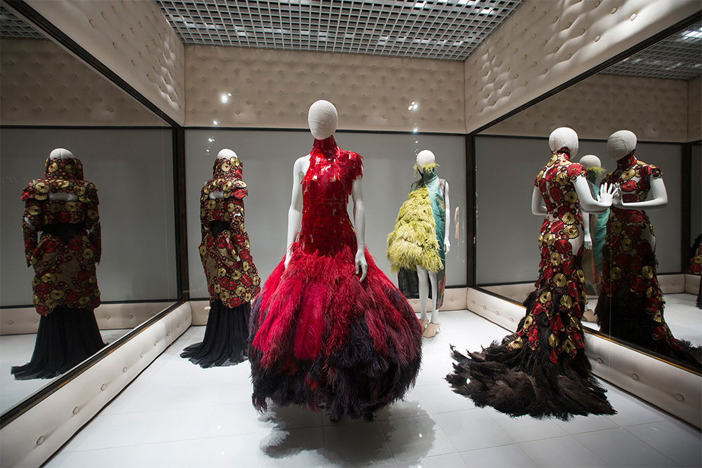 Alexander McQueen: Savage Beauty - About the Exhibition - Victoria