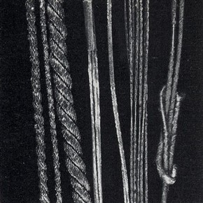 Fig. 2. 'Dai Kinnawa, Shô kinnawa', for ornamenting the hair. Inc 8 no 60. Sik and foil papers (kozo)