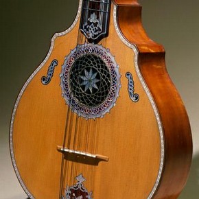 English guitar, Jaco Vieira da Silva, Lisbon, about 1780. Museum no. 208-1882