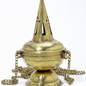 Figure 2. Censer with chains attached. Photography by V&A Photographic Studio