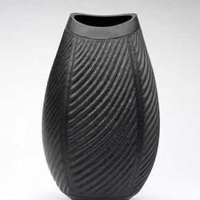 Inner Rimmed Vessel, Liam Flynn, 2006. Museum no. W.32-2008