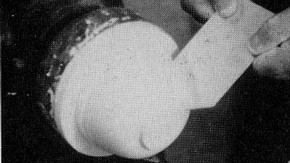 Fig. 4. The plaster is turned using the zinc profile
