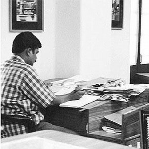 Figure 2. Alok Kumar and colleague in the conservation studio of the Mchangarh Trust. Photography by Anna Hillcoat-Imanishi.