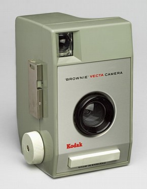 Figure 1 - Brownie Vecta, camera, Kenneth Grange for Kodak, 1964, plastic and nickel. Museum no. CIRC.124-1965