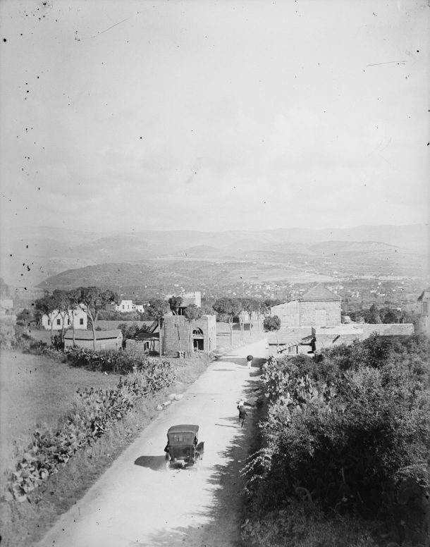 A lone car approaching Beirut in 1926