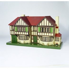 Tri-ang Dolls' House, Misc.35-1977 (c) V&A Museum, London