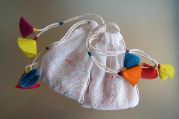 Handmade bags with sweets © Divia Patel