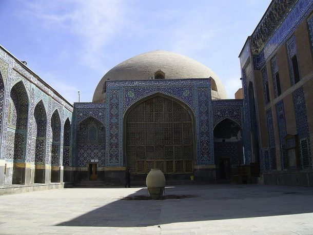 The Jannatsara building (c.1539, dome rebuilt late 19th century), seen from the courtyard within the Safavid shrine complex of Sheikh Safi al-Din (d.1334), Ardabil, Iran © Used under CC-BY-SA-3.0