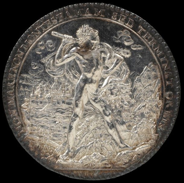 The reverse of the medal, depicting Hercules and activities relating to the Pas de Suze