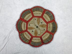 Tray, porcupine quills, Huron, mid-19th century © Victoria and Albert Museum, London