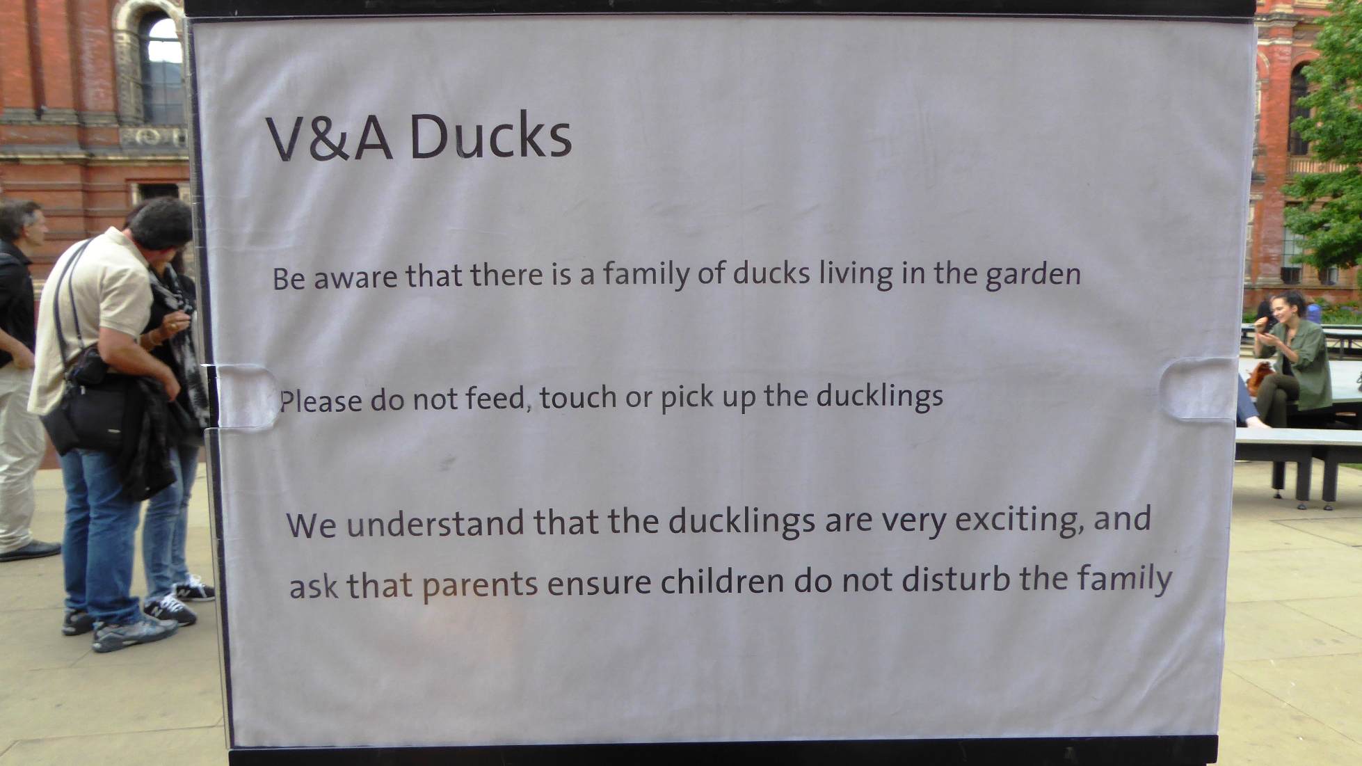 A sign in the garden advising on appropriate behavioru around the ducks © Rosie Wanek