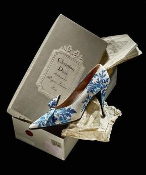 Toile de Jouy shoes by Roger Vivier for Christian Dior, 1956.