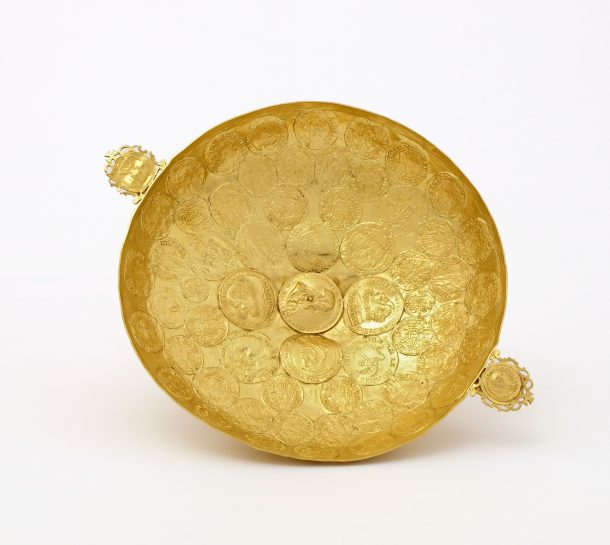 Gold tazza, Silesia, 1619; diam. 23cm