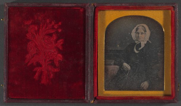 Photograph: old lady ca.1850 1 item