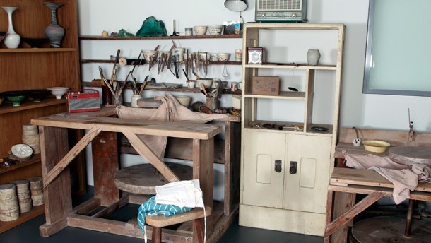 Reconstruction of a part of Lucie Rie’s Albion Mews studio in Gallery 143.