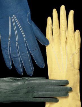 Woman's gloves