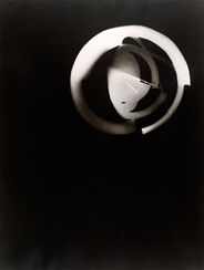 Fotogramm of light circle showing spherical structure