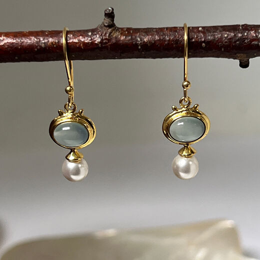 Pearl and chalcedony earrings by Mirabelle