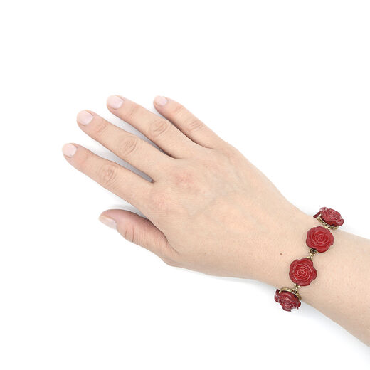 Red rose bracelet | Jewellery | V&A Shop | V&A Shop