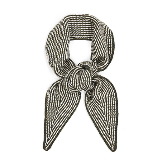 A white and dark green neckerchief.