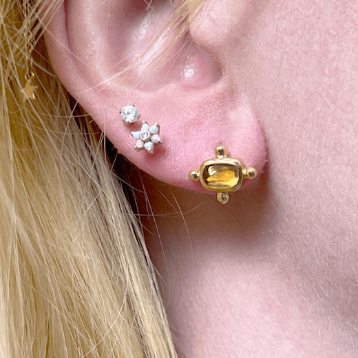 Peridot stud earrings by Mirabelle 
