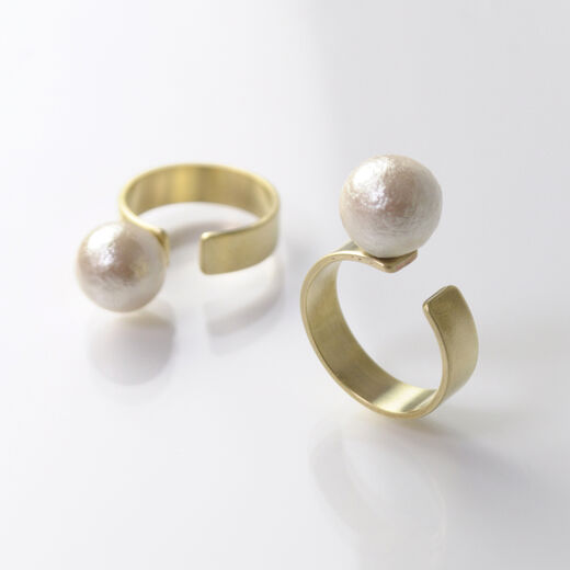 Cotton pearl adjustable ring by Anq