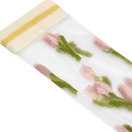 Pink flowers sheer socks