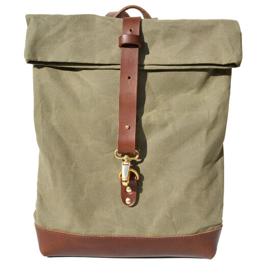 Olive canvas backpack by Natthakur