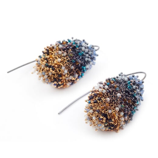 Knit bead ovoid earrings by Milena Zu