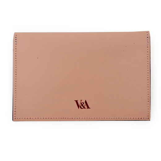 Kissing leather clutch