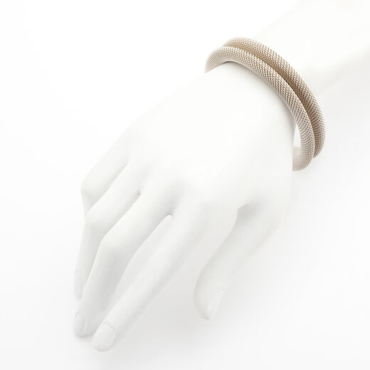 Silver simple mesh bracelet by Sarah Cavender