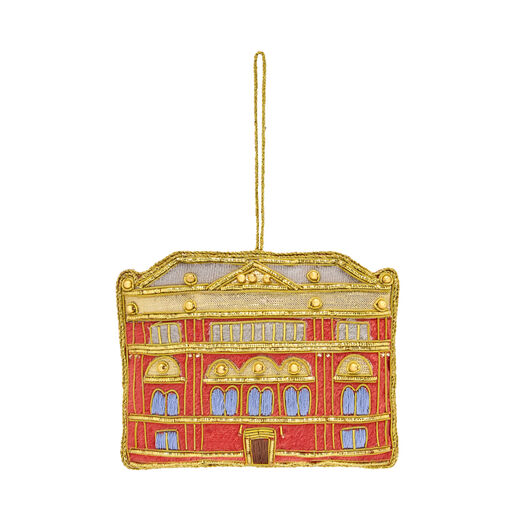 V&A fa&ccedil;ade embroidered decoration