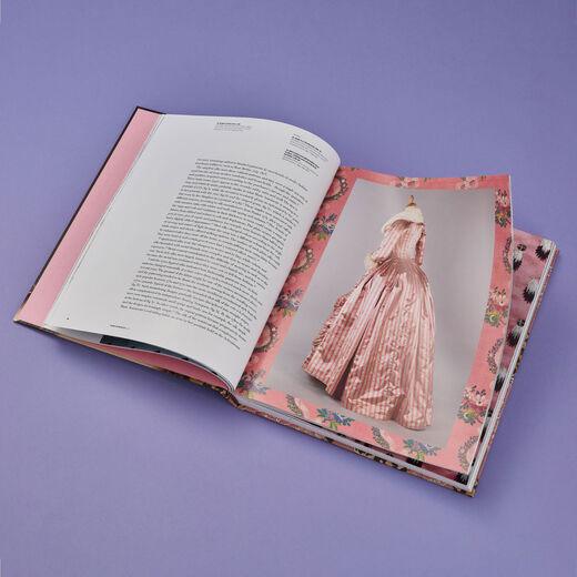 Marie Antoinette Style exhibition book & tote bag